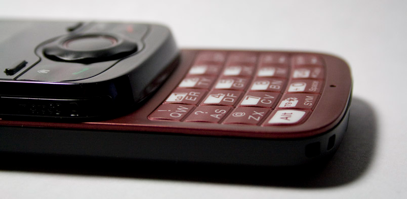 Illustration for article titled T-Mobile HTC Shadow II Hands On